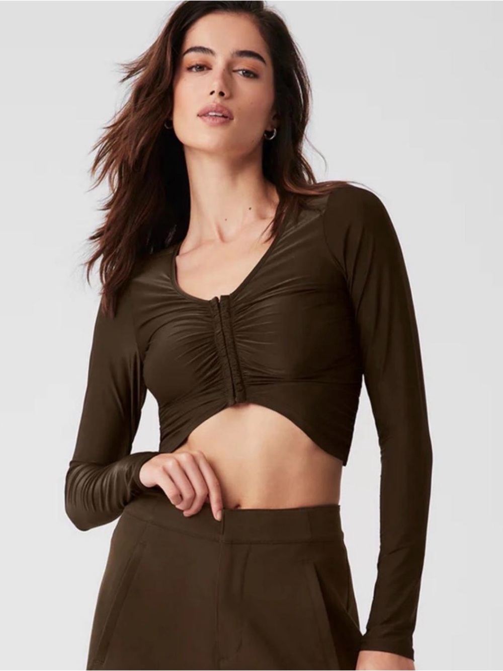 Alo Yoga Standout Long Sleeve Top- Espresso